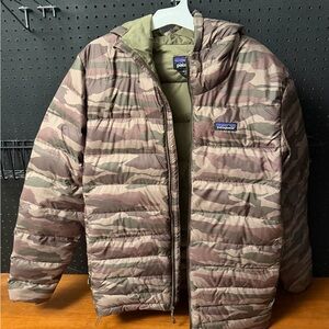 Patagonia Hi Loft Down Hoodie Bear Witness Camo Sage Khaki Men’s Medium